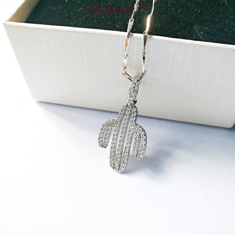 Simple Affordable Luxury Fashion Full Diamond Cactus Pendant Clavicle Chain