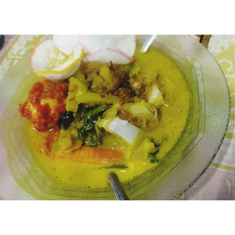 

Lontong Medan