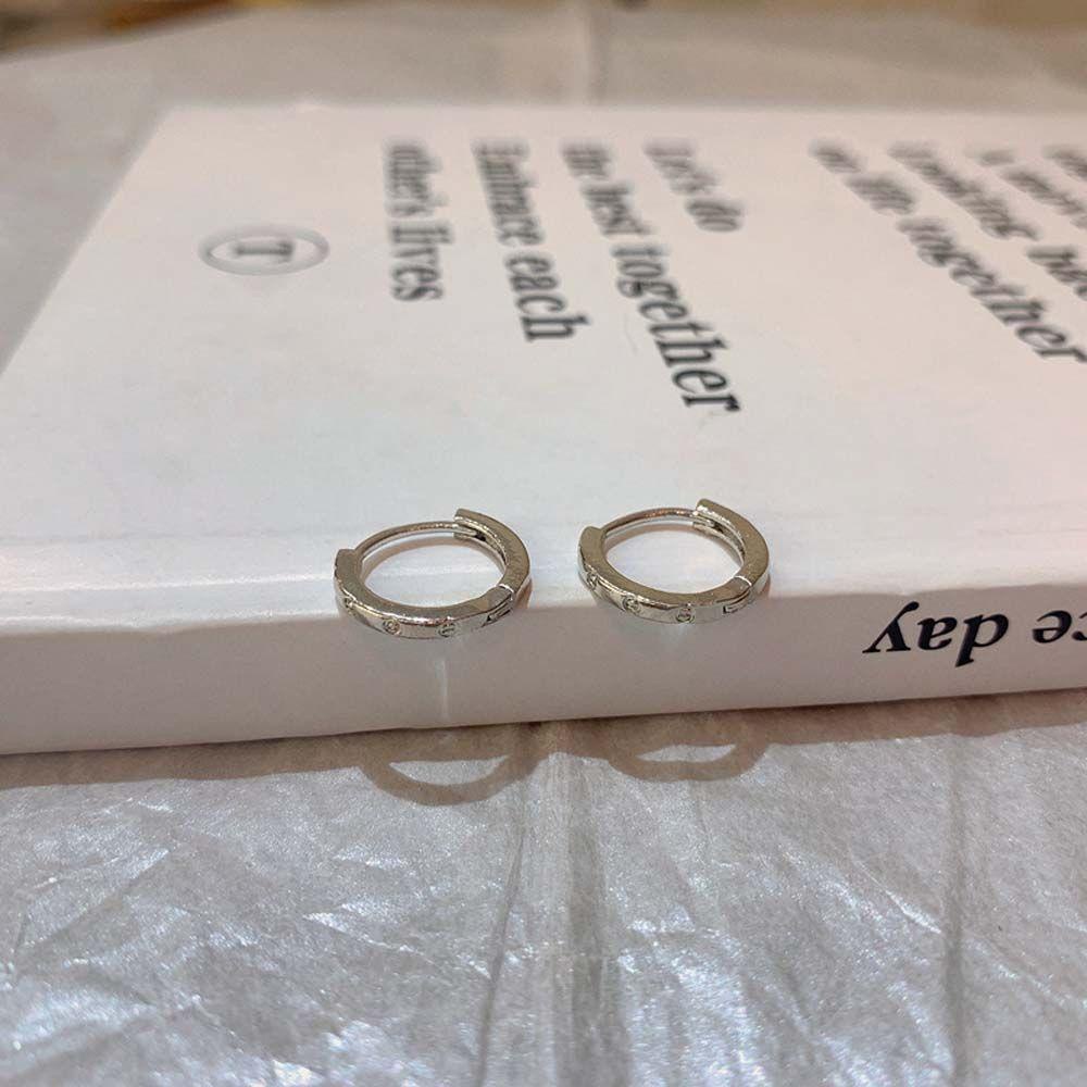 Mxbeauty Telinga Tulang Gesper Hip-hop Vintage Aksesoris Pesta Perhiasan Telinga Lingkaran Anting Kecil Gaya Korea Anting Hoop Bulat