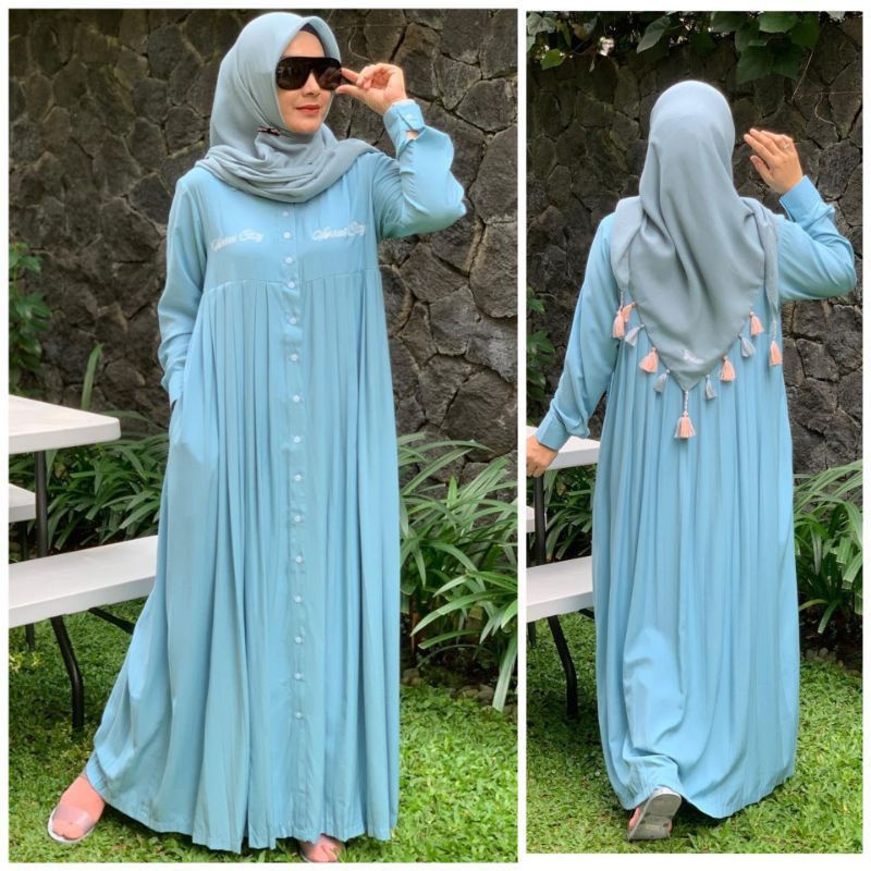 Azalia Dress Versus City