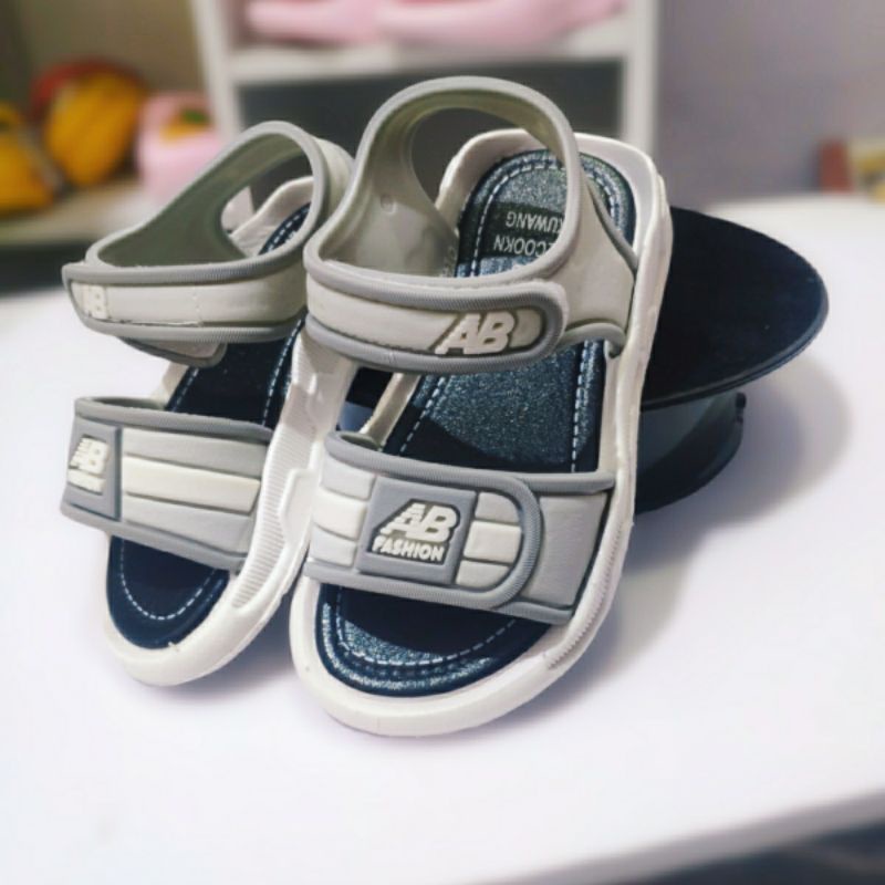 Sandal Gunung Import Anak Anak Cowok Cewek Unisex  Bahan Karet Lembut dan Nyaman dipakai IMP09