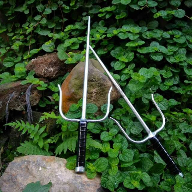 trisula silat tidak tajam