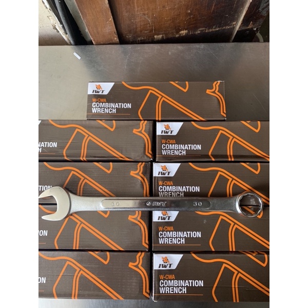 kunci ring pas raised panel IWT 30mm made in japan CHROME VANADIUM