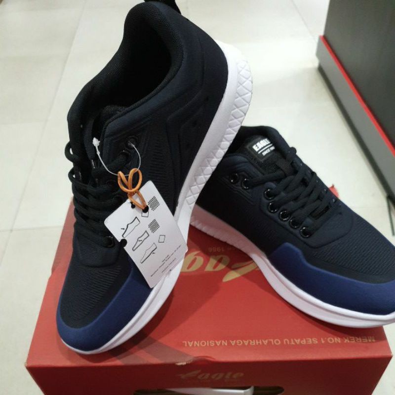 sepatu running eagle