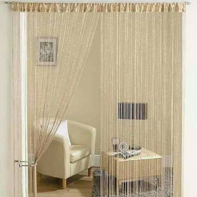 Tirai gliter dekorasi