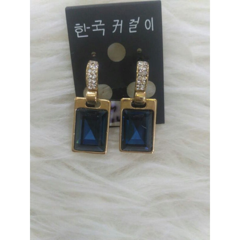 Anting Batu biru