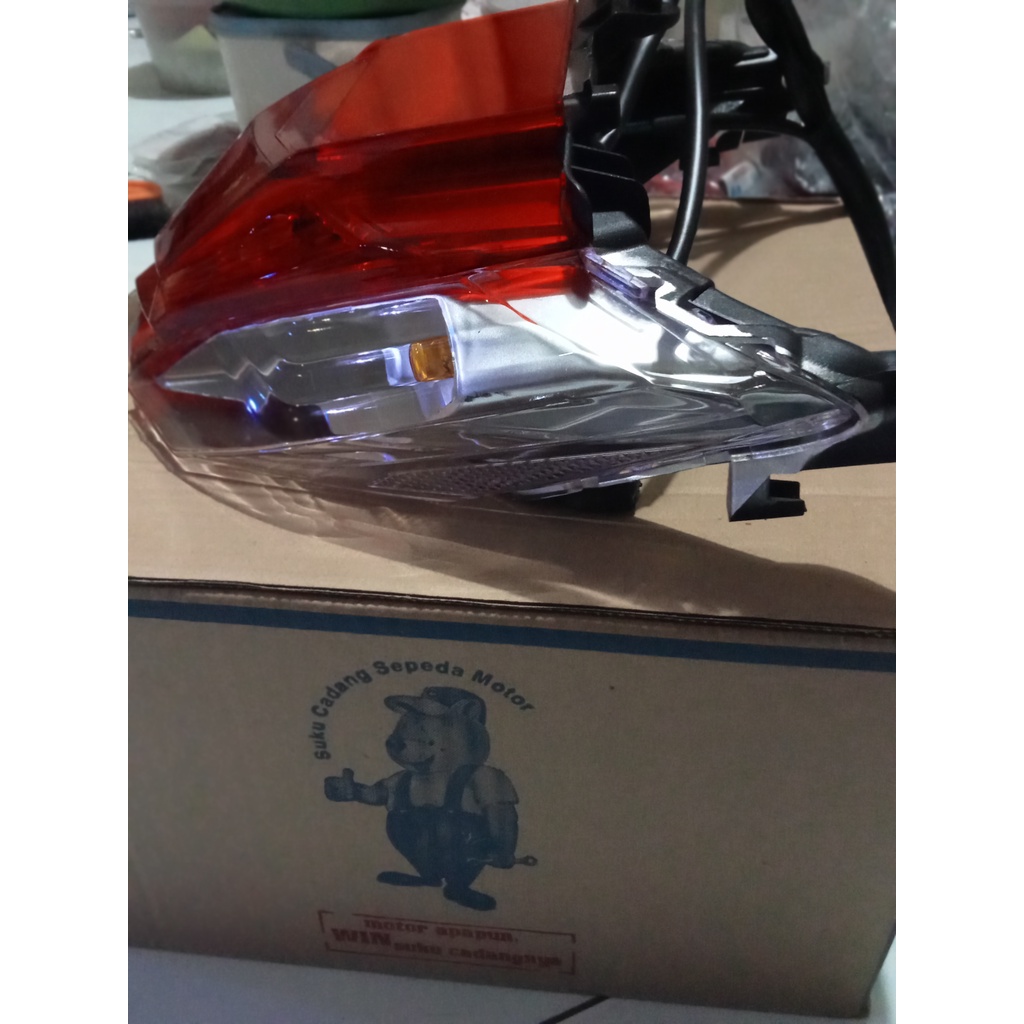 STOP LAMP ASSY LAMPU BELAKANG BEAT ESP