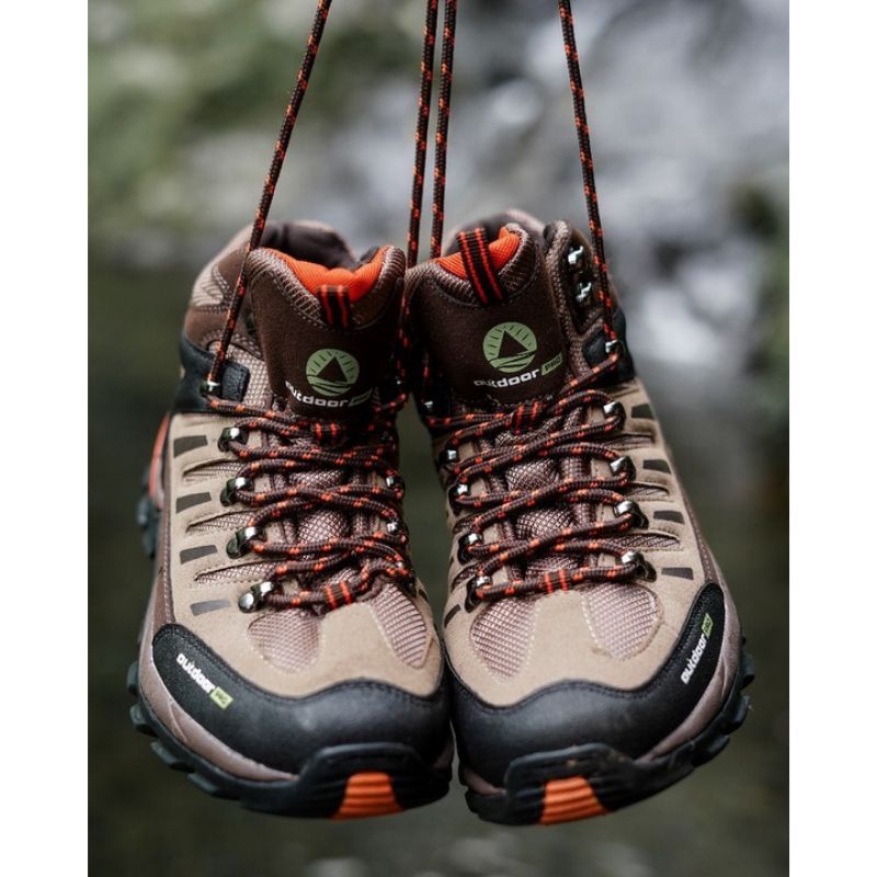 Sepatu Gunung Outdoor Pro Lynk