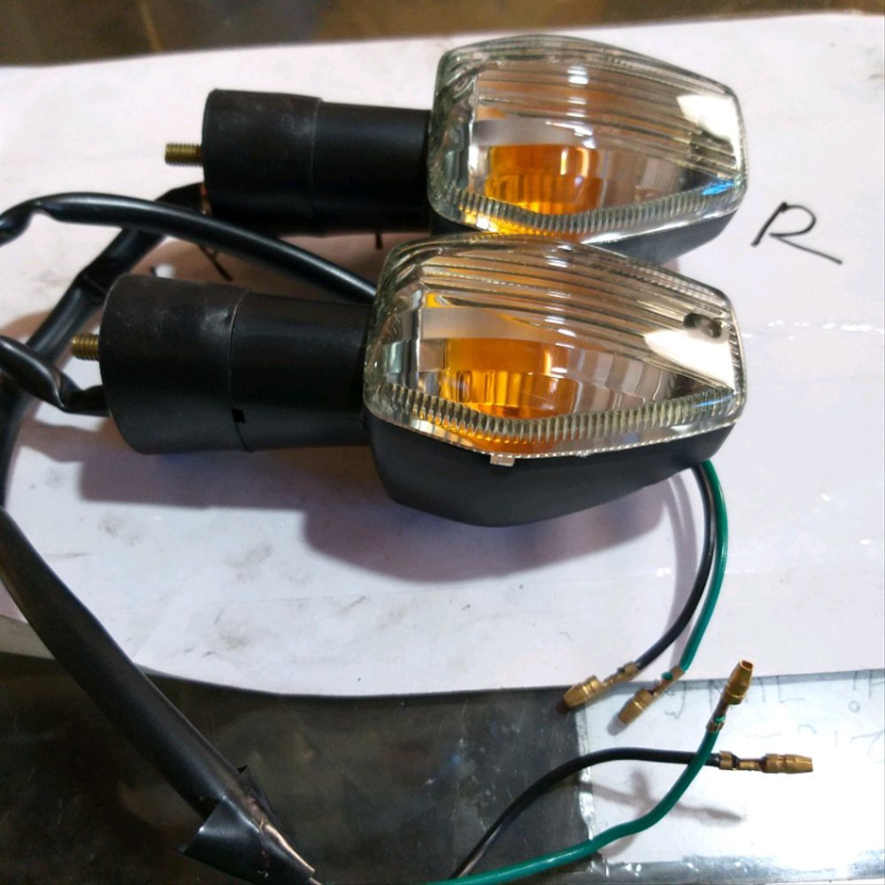 Sein sen ritting riting assy tiger revo depan atau belakang 1 set kiri kanan Win stok terbatas