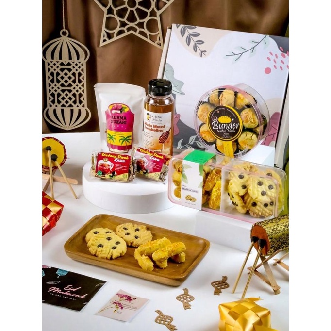 

BAYAR COD Parsel Ramadhan Nastar Madu + Madu Murni + BeePollen + Madu Murni GRATIS