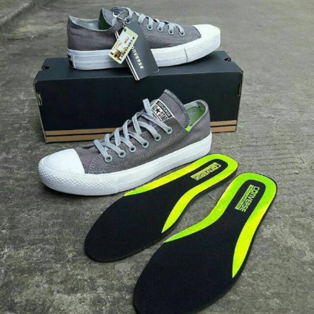 Sepatu Kets Converse Chuck Taylor CT Vietnam Hadiah Cewek Cowok Beli 2 Free Ongkir