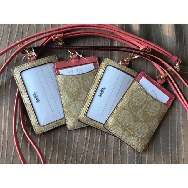 

Tempat kartu coach/ lanyard