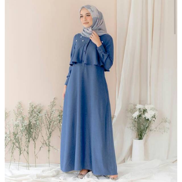 AVA DRESS WEARING KLAMBY