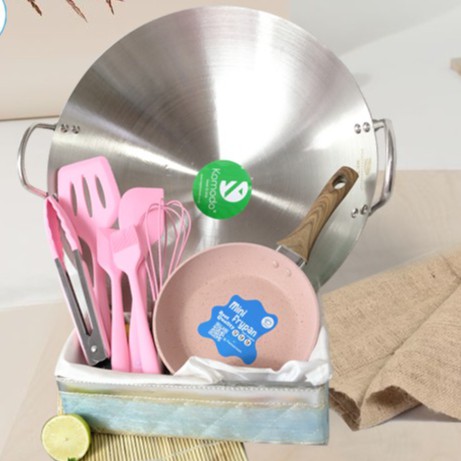 

Pamosroom Paket C Hampers Lebaran Idul Fitri Natal Souvenir Kado Ultah Souvenir Home Tools