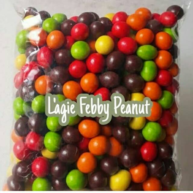 

coklat l'agie febby peanut