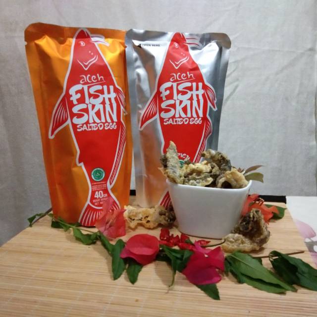 

Fish skin salted egg aceh
