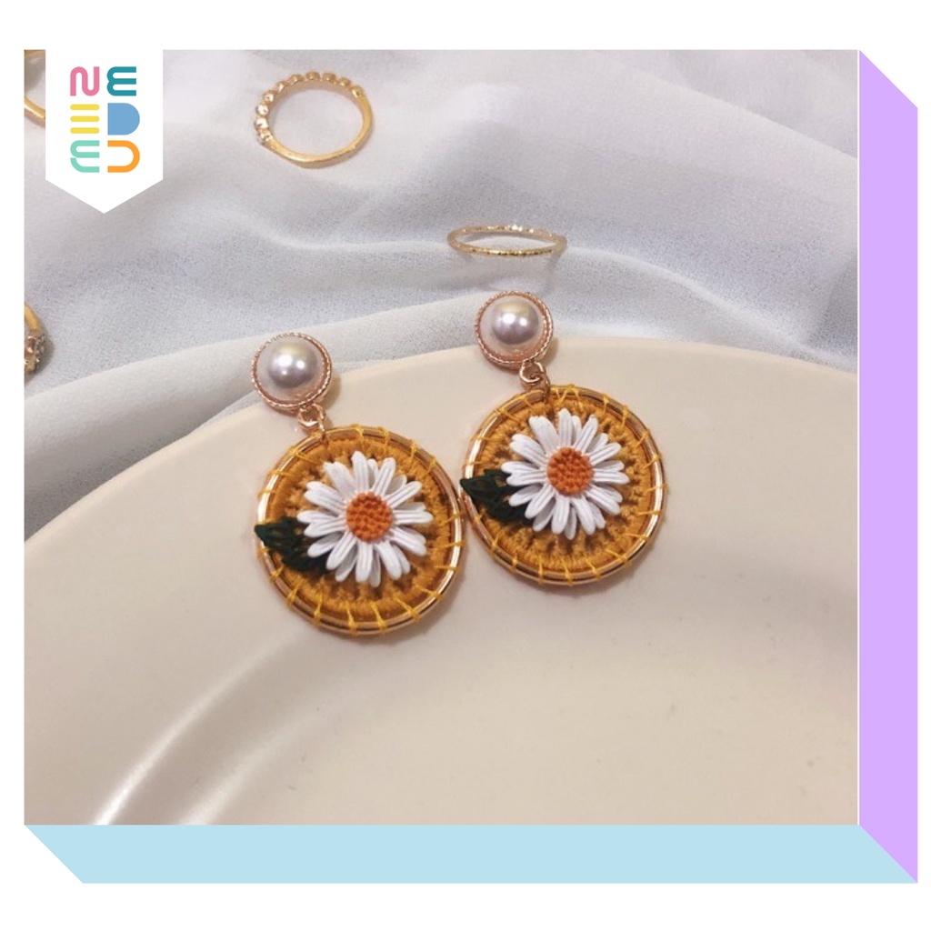 NEEDED.ID JKT | Gandhi Earrings / Anting Bunga Daisy Flower Korea Lucu Antik Tindik Hiasan Fashion