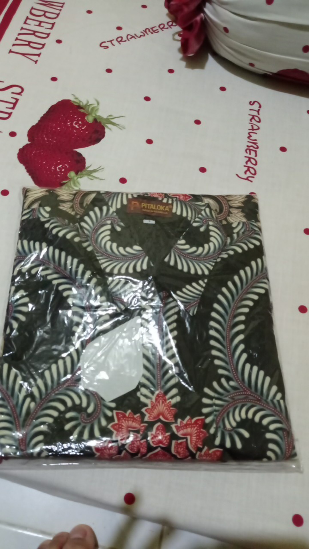 Kemeja Batik Semi Sutra Sanwoz Puring Istimewa