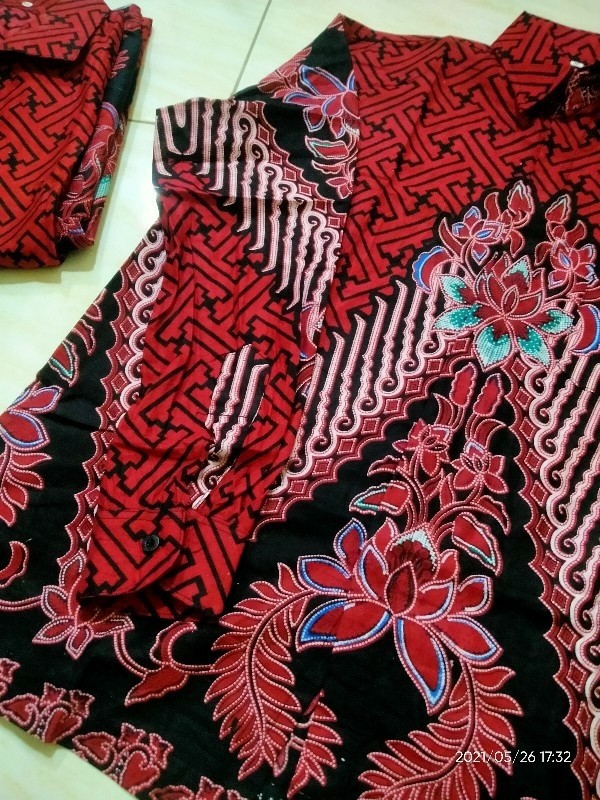 Batik Couple Keluarga Ibu Ayah Dan Anak Keluarga Sania Ruffley Motif Bata Merah