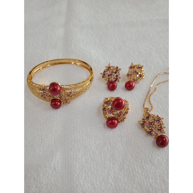 Satu Set Perhiasan Mutiara Lombok - Mutiara Asli