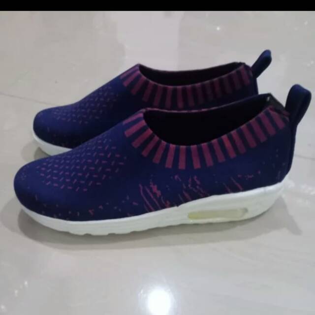 SEPATU WANITA VENOM EAGLE