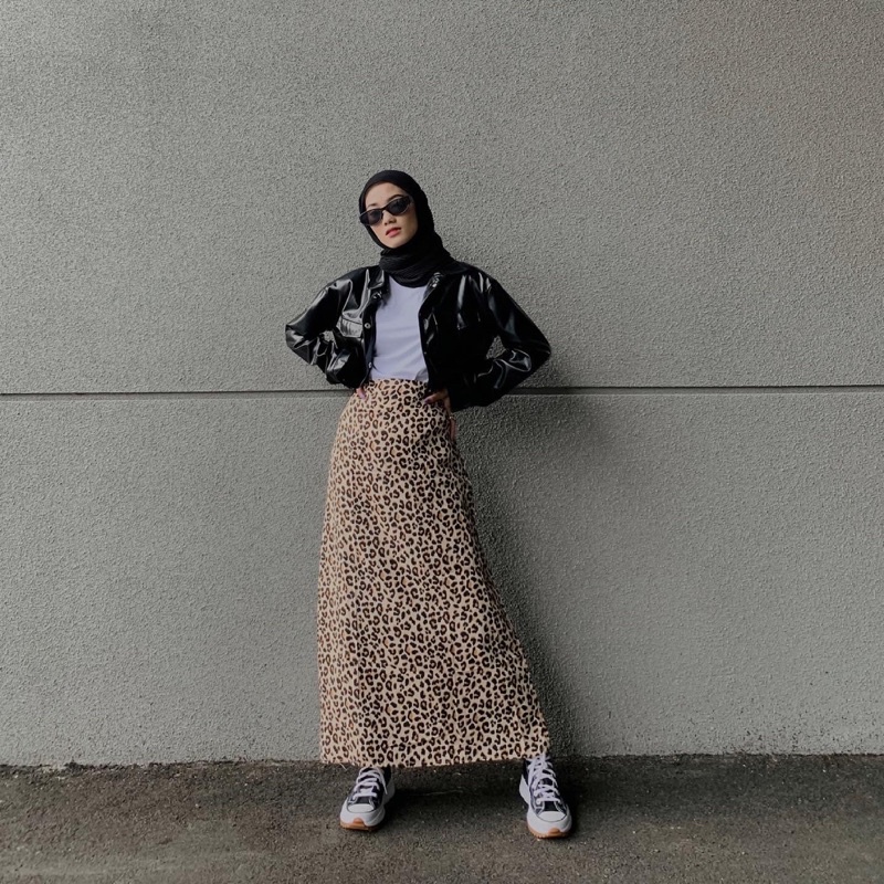 ZEA - Printed Skirt - Rok Motif Polkadot Macan Katun