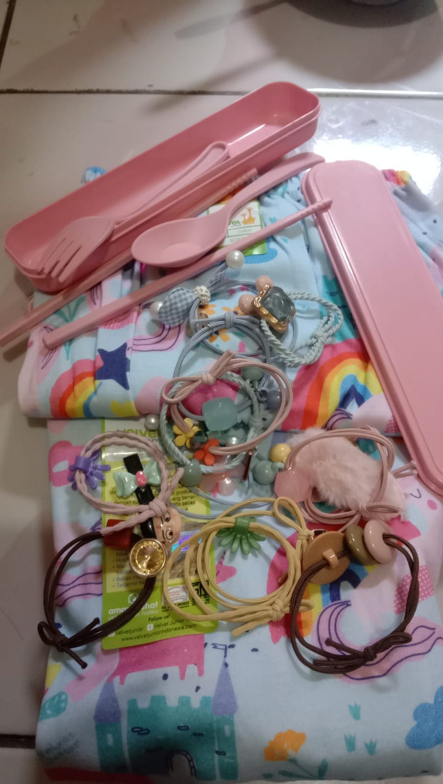 ❤smile Goddess❤1set Alat Makan + Kotak Wadah J-01 Model Serat Gandum