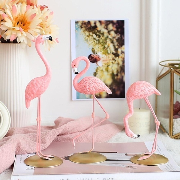 Nordic Style Flamingo Figurine Home Decoration / Elegant Pink Flamingo Resin Ornament For Tabletop desktop Artificial Wedding Home Decor / Romantic Fairy Garden Livingroom Office Wedding Party Ornament Home Decor