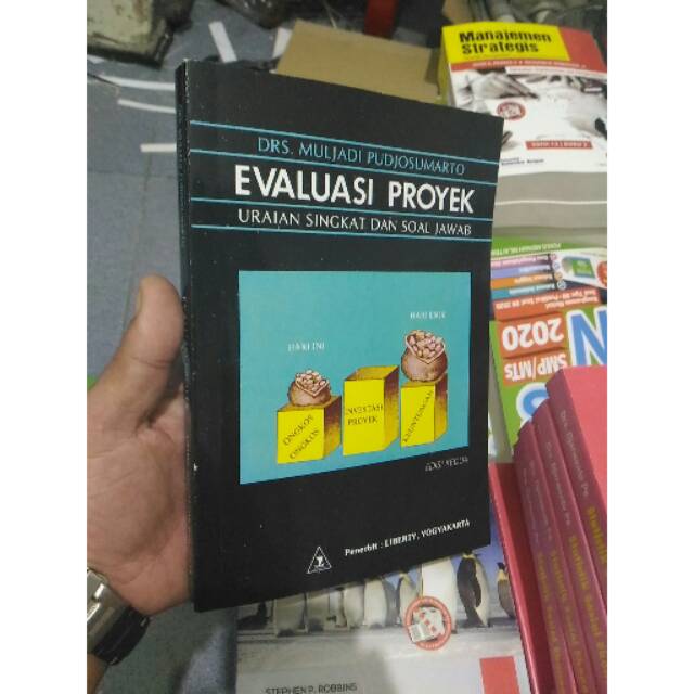 BUKU EVALUASI PROYEK