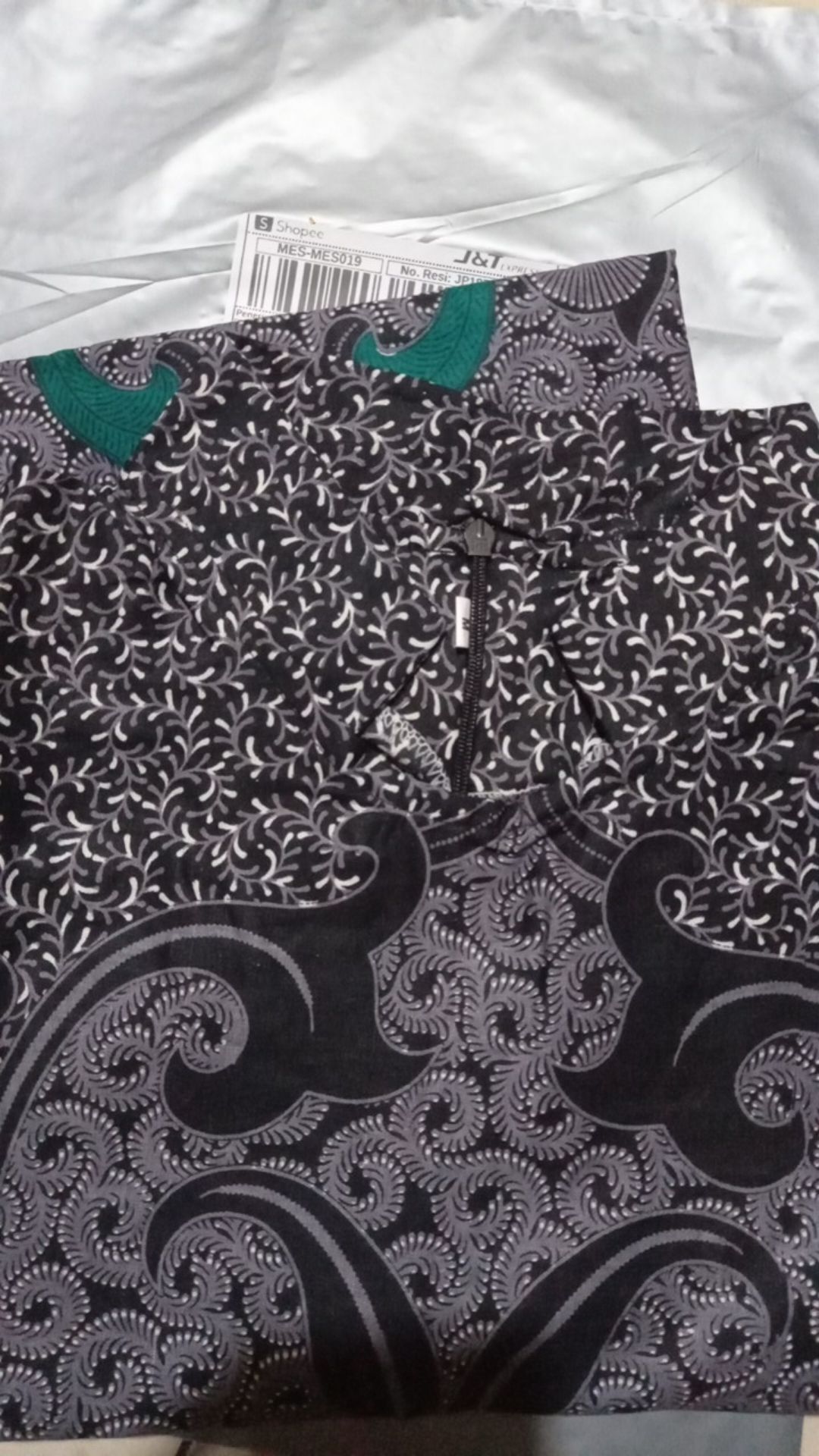 Maura Couple - Sania Ruffle Batik Couple Ori Ndoro Jowi Garansi Termurah Shopee - Batik Modern Solo