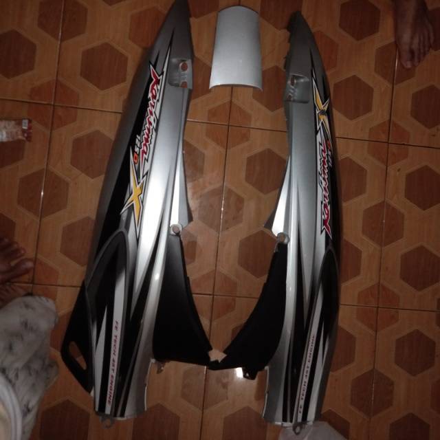 Body belakang kanan kiri karisma x karisma D