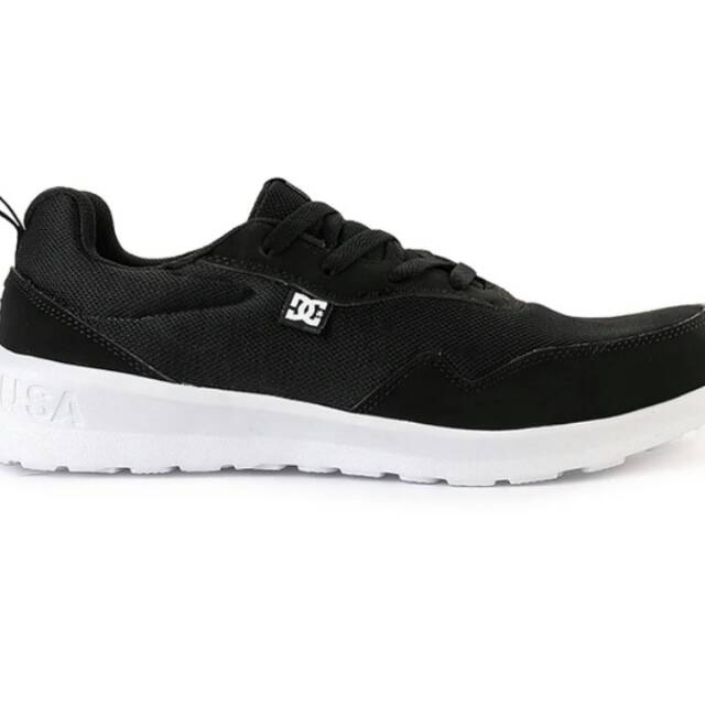 Sepatu DC Hartferd