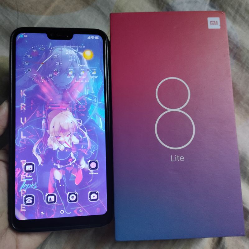 xiaomi mi 8 lite 4/64 gb fullset minus pemakaian (digambar)