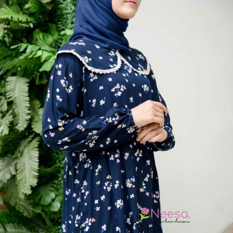 Azzahra Tunik Kerah Navy