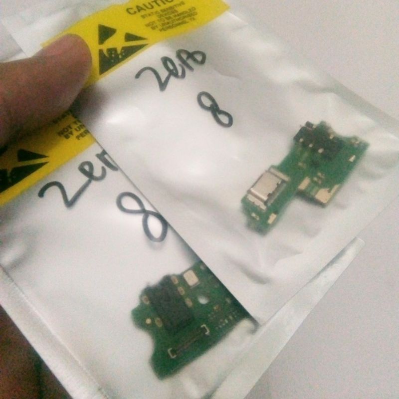 Papan Charger Infinix Zero 8 PCB UI+Mic Connector Charger Board Konektor Cas Flexible Flexibel Carger Original