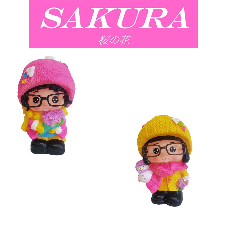 Celengan Cewek/Celengan Karet Gadis Pakai Baju Wenter Bawa Boneka Slju 133160