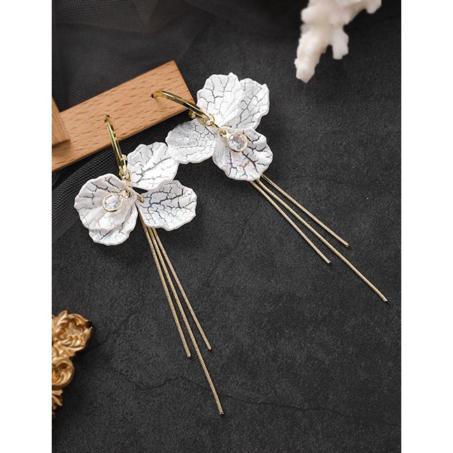 LRC Anting Tusuk Fashion Yellow 925 Silver Pin Multi-layer Fringed Shell Semi-circular Earrings F768