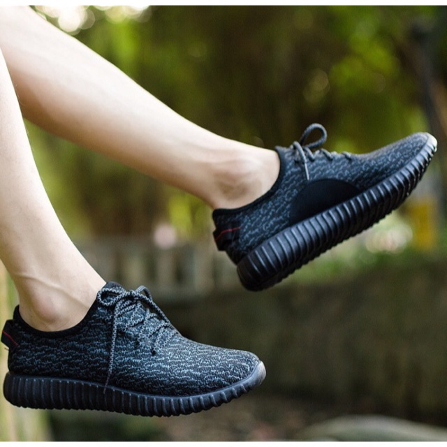 Sepatu Sneakers Pria Korea Hitam