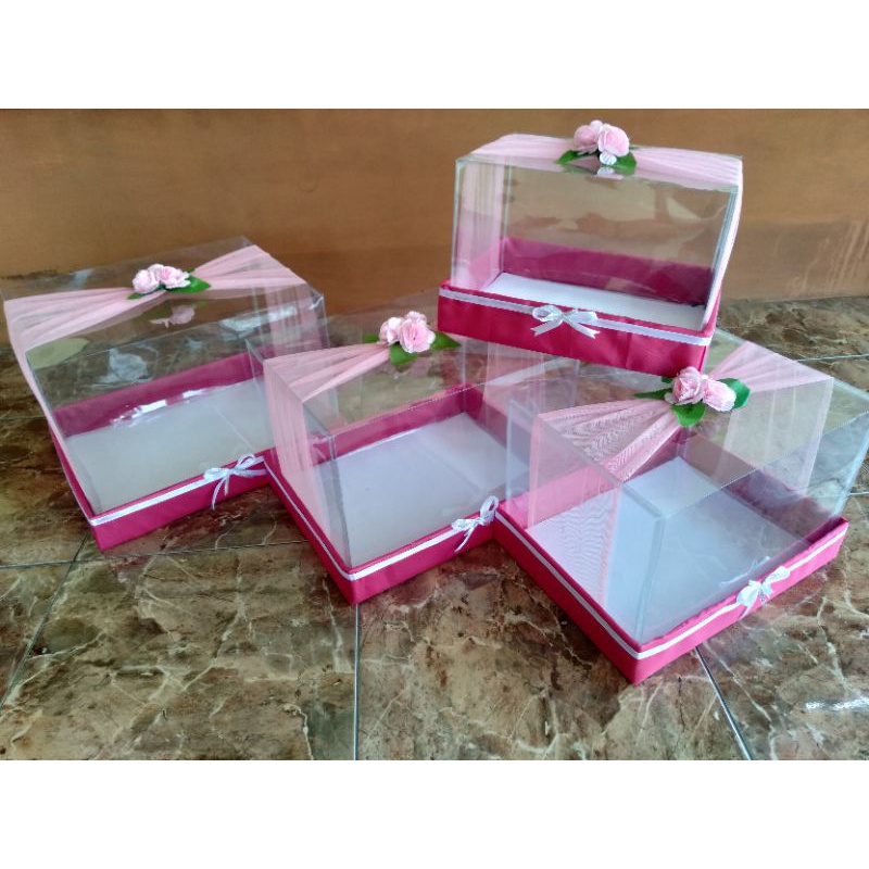 

Box Hantaran Seserahan ekonomis paket isi 4,5 dan 6 Box Mika murah Box mika