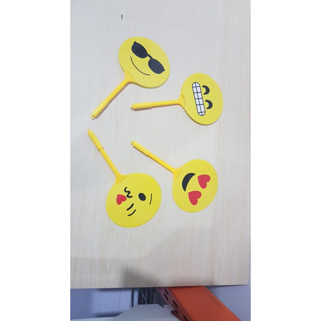 

PULPEN BULPEN EMOJI KIPAS KREATI BARU!