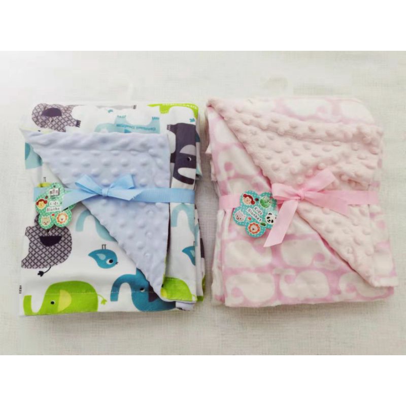 Selimut Dot Minky motif PREMIUM Selimut Minky Dot Motif Blanket Cotton On Minky Selimut Bintik Motif | Selimut Minky Fleece Motif Selimut