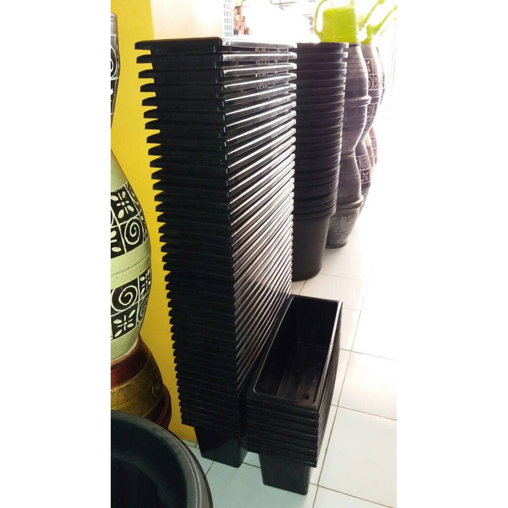 pot plastik panjang hitam 65cm