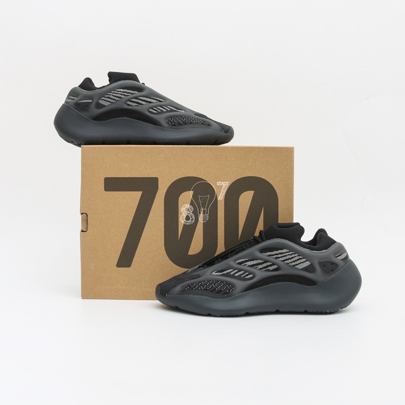 Yeezy Boost 700 V3 Alvah