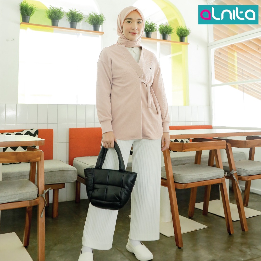 Alnita Outer Axel Bahan Vesti Outer Cardigan Terbaru Muslim Kekinian Simple OOTD