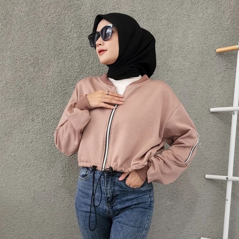 Pro.Coll - Milki Crop - Jaket Oversize Crop Wanita Kekinian