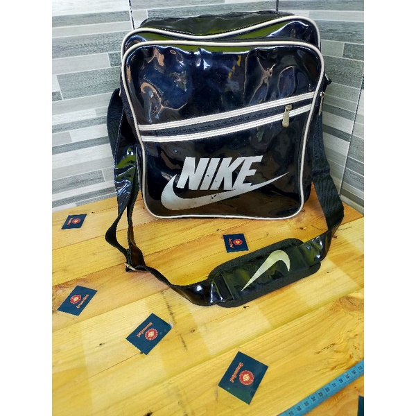 VINTAGE SLING BAG NIKE
