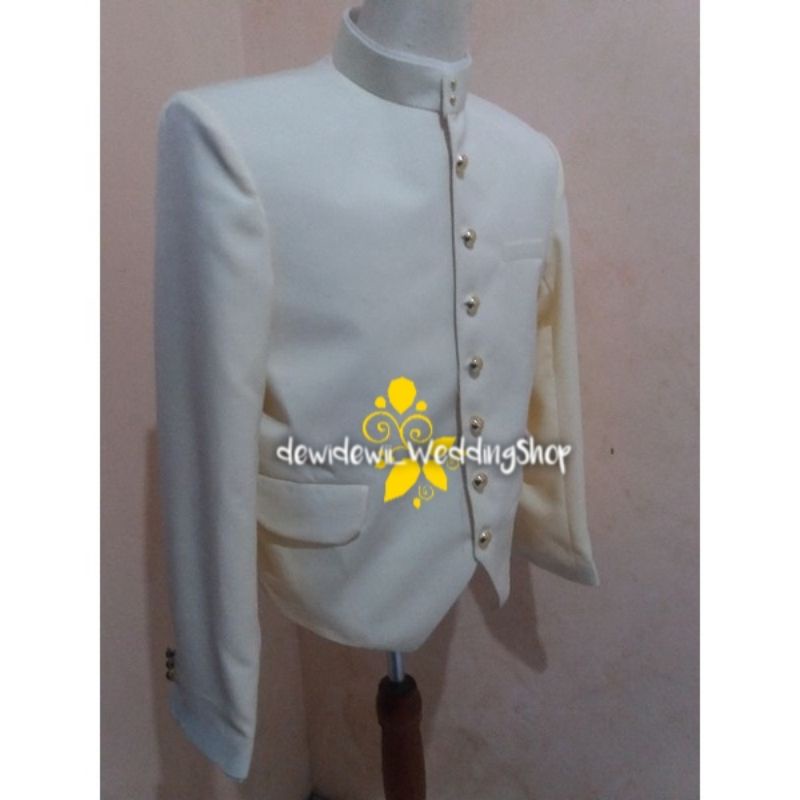 Beskap Jogja, Warna Putih