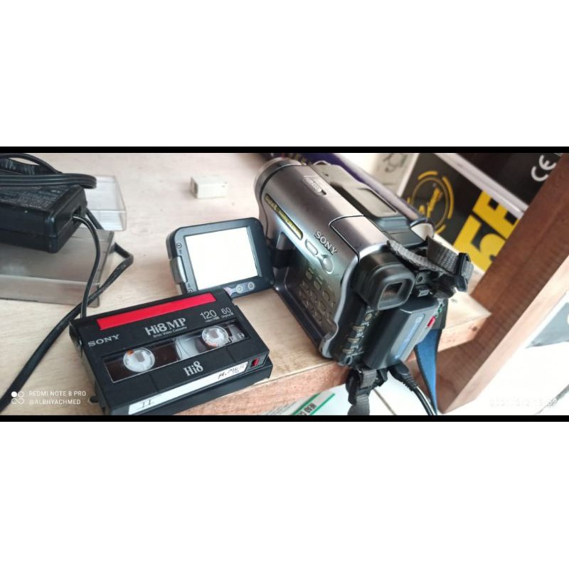 Handicam jadul SONY DCR-TRV285E