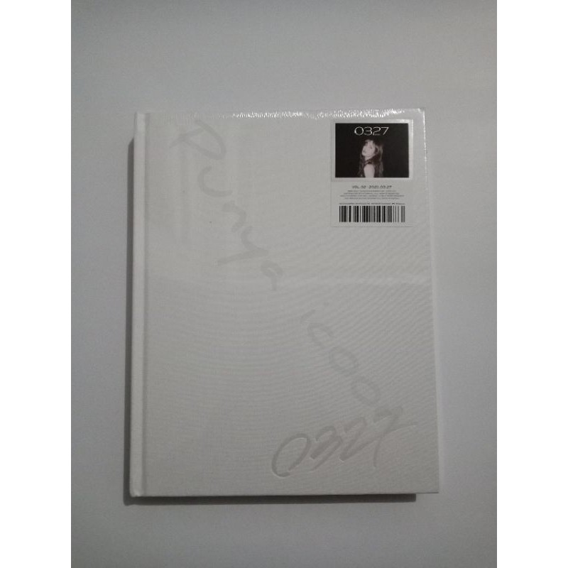 [ OFFICIAL ] BLACKPINK'S LISA - LISA PHOTOBOOK (0327) Vol. 2
