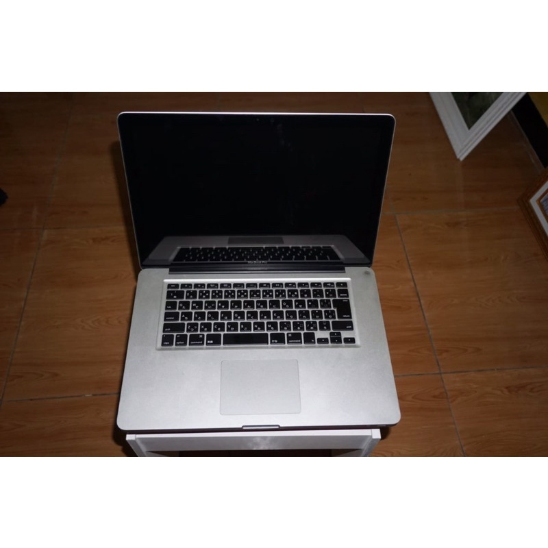 macbook pro 15 inch 2011
